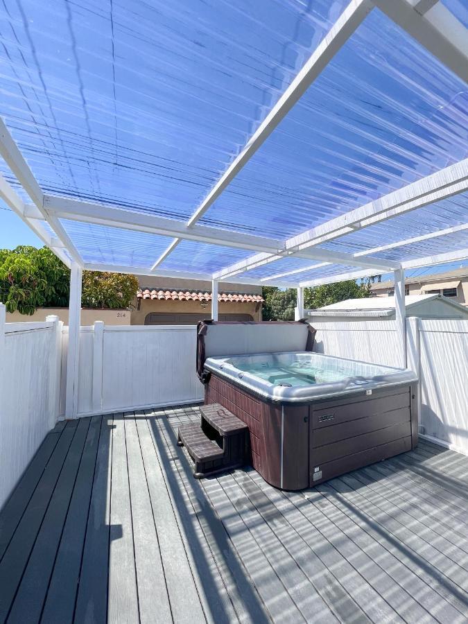 Luxury Villa With Hot Tub! Walk To Beach & Bars Long Beach Exterior foto